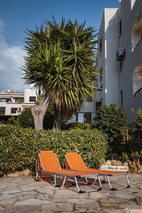 Apartment Alexis - Modern 2-bedroom With Swimming Pool Paphos