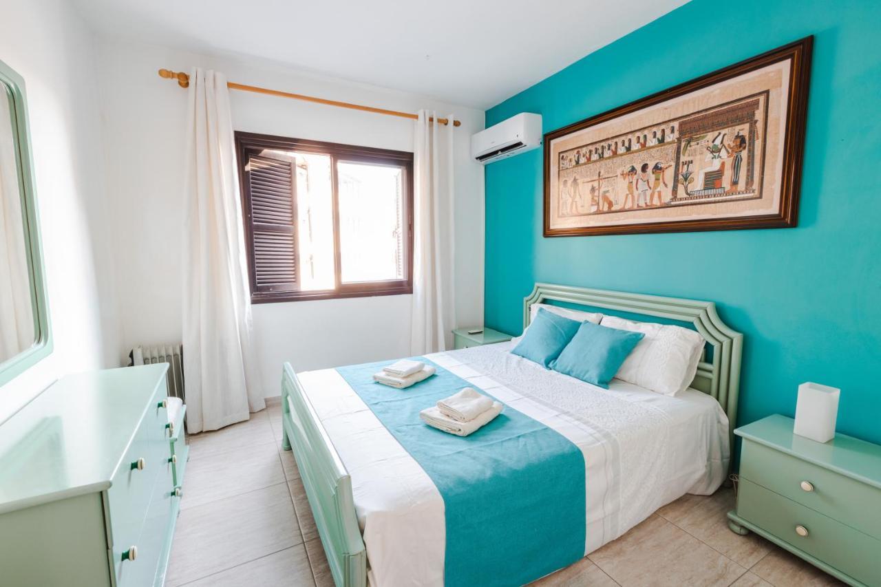 Apartment Alexis - Modern 2-bedroom With Swimming Pool *